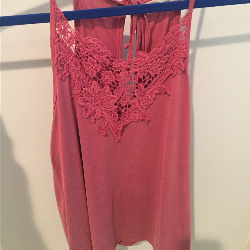 Pink/reddish tank top